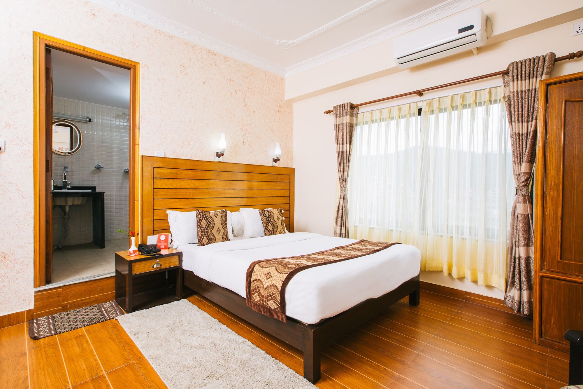 Hotel Romantica Pokhara Exterior photo